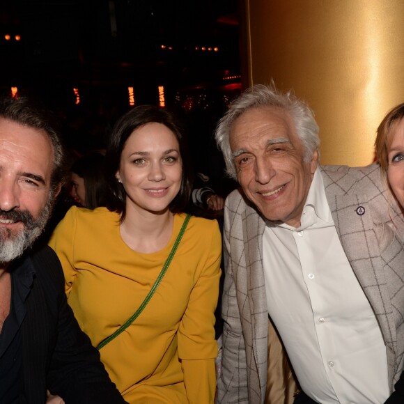 Semi-exclusif - Jean Dujardin, sa compagne Nathalie Péchalat, Gérard Darmon et sa femme Christine lors de l'after party du film "Chacun sa vie" à L'Arc à Paris, France, le 13 mars 2017. © Rachid Bellak/Bestimage