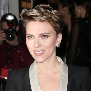 Scarlett Johansson - Arrivée des célébrités à la soirée amfAR au Cipriani's Wall Street à New York, le 8 février 2017