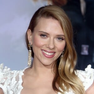 Scarlett Johansson enceinte - Première du film "Captain America" à Hollywood, le 13 mars 2014.