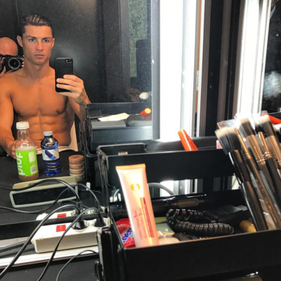 Cristiano Ronaldo et ses abdos, c'est du sérieux. Photo Instagram fin 2016.