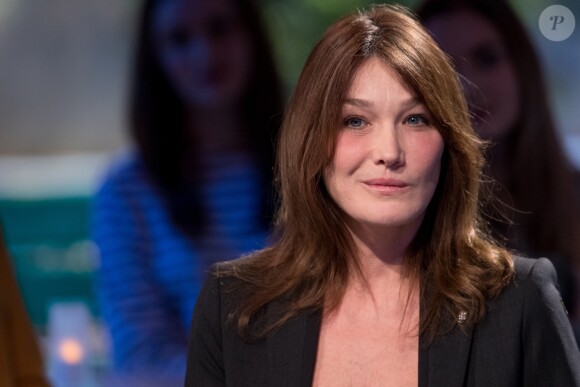Carla Bruni-Sarkozy - Enregistrement de l'émission MerciBrassens, dans les studios de La Plaine Saint-Denis, qui sera diffusée sur France 2 le samedi 18 février en prime time. Le 31 janvier 2017