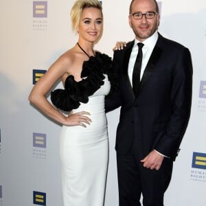 Katy Perry et Chad Griffin (Président de Human Rights Campaign) à la soirée Human Rights Campaign au JW Marriott à Los Angeles, le 18 mars 2017 © AdMedia via Zuma/Bestimage