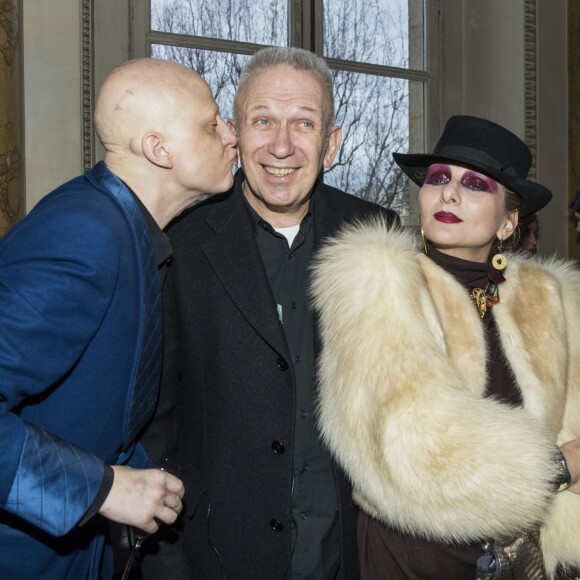 Ali Mahdavi, Jean Paul Gaultier et Catherine Baba - Jean Paul Gaultier lance sa collection de pièces " La France par Jean Paul Gaultier " à la Monnaie de Paris le 20 mars 2017. La monnaie de Paris met en vente une série de pièces de 10€ et deux pièces de 50€ en collaboration avec le couturier. © Olivier Borde / Bestimage