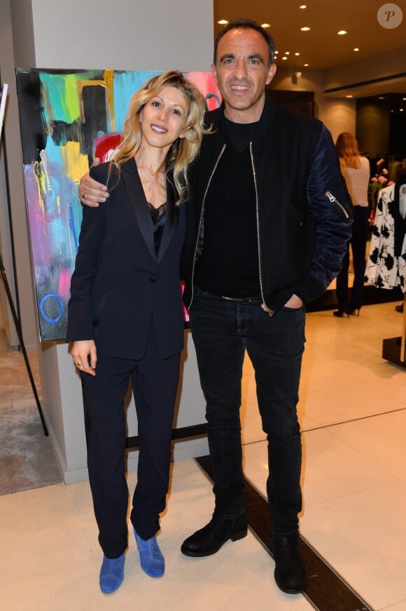 Tristane Banon et Nikos Aliagas lors de la soirée des "Femmes de talent" à la boutique Apostrophe à Paris, France, le 21 mars 2017.