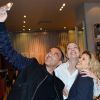 Nikos Aliagas, Claire Verneil et Tristane Banon lors de la soirée des "Femmes de talent" à la boutique Apostrophe à Paris, France, le 21 mars 2017.