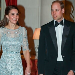 Kate Middleton, duchesse de Cambridge, et le prince William, duc de Cambridge, au dîner donné par l'ambassadeur de Grande-Bretagne en France à la résidence de l'ambassadeur à Paris le 17 mars 2017. © Laurent Vu / Pool / Bestimage