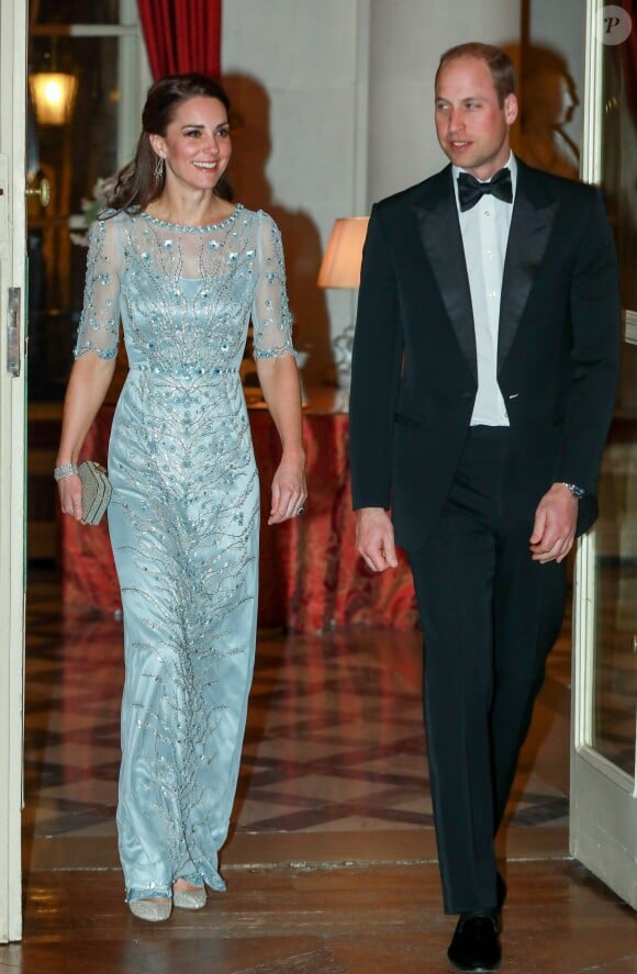 Kate Middleton, duchesse de Cambridge, et le prince William, duc de Cambridge, au dîner donné par l'ambassadeur de Grande-Bretagne en France à la résidence de l'ambassadeur à Paris le 17 mars 2017. © Laurent Vu / Pool / Bestimage