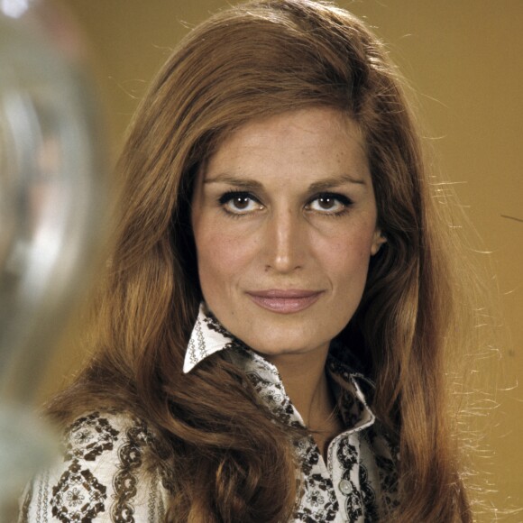 Archives - En France, à Paris, portrait studio de Dalida le 17 avril 1970.