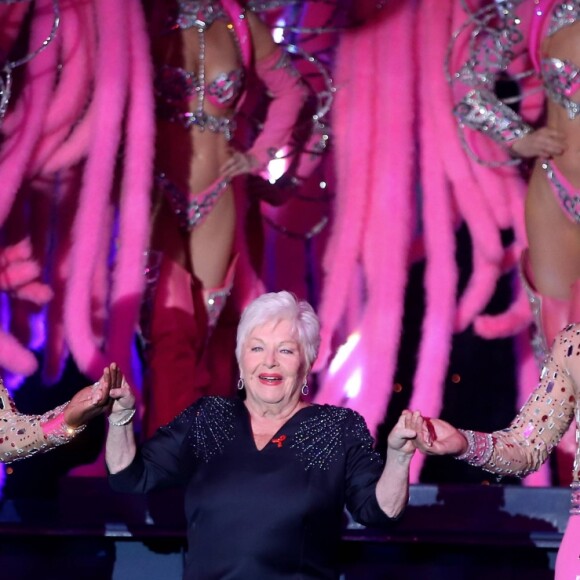 Exclusif - Line Renaud - "Tous au Moulin Rouge pour le sidaction" au Moulin Rouge à Paris le 20 mars 2017. L'émission sera diffusée sur France 2 le samedi 25 mars à 21h00. © Cyril Moreau - Dominique Jacovides / Bestimage