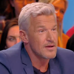 Benjamin Castaldi et Ayem Nour ont-ils eu une aventure ? L'animateur s'explique dans "Touche pas à mon poste" sur C8. Le 25 mars 2017.