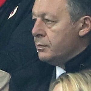 Le prince Albert II de Monaco et François Hollande lors de la finale de la Coupe de la Ligue 2017 entre l'AS Monaco et le PSG, victorieux 4-1, au Parc OL à Lyon, le 1er avril 2017. © Cyril Moreau/Bestimage
