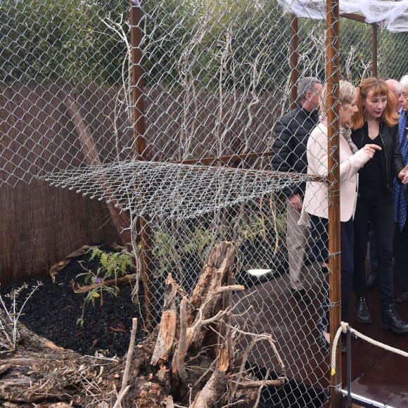 Julie Depardieu, la marraine et présidente du jury du 1er Festival des Jardins de la Côte d'Azur, participe en compagnie d'Eric Ciotti (député et président du Conseil Départemental des Alpes-Maritimes), de Frank Chikli, Alexandra Borchio et Catherine Moreau, à l'ouverture du festival. Le département lance son 1er Festival des Jardins de la Côte d'Azur sur le thème de l'éveil des sens". Sur 25 projets réceptionnés, 10 dossiers ont été retenus par un comité de sélection qui leur a attribué une des dix parcelles du territoire des Alpes-Maritimes. Le public pourra ainsi flâner autour de ces dix jardins éphémères de 200 m² installés pendant un mois, du 1er avril au 1er mai 2017, dans les centres-villes parmi les plus beaux sites du département : Le Jardin de la Villa Rothschild à Cannes, le Jardin Biovès à Menton, la Place du Petit Puy et Place de l'Évêché à Grasse, le Jardin Albert 1er sur la Promenade du Paillon à Nice et la Pinède Gould à Antibes-Juan-les-Pins. En parallèle, des animations grand public autour des jardins seront organisées pendant la durée du festival sur tout le département : ateliers d'art floral et de nouvelles techniques de jardinage, dégustations, animations culinaires, stands de professionnels, bourse aux plantes, conférences, expositions, etc... Nice, le 1er avril 2017. © Bruno Bebert/Bestimage