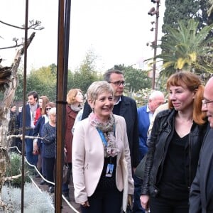 Julie Depardieu, la marraine et présidente du jury du 1er Festival des Jardins de la Côte d'Azur, participe en compagnie d'Eric Ciotti (député et président du Conseil Départemental des Alpes-Maritimes), de Frank Chikli, Alexandra Borchio et Catherine Moreau, à l'ouverture du festival. Le département lance son 1er Festival des Jardins de la Côte d'Azur sur le thème de l'éveil des sens". Sur 25 projets réceptionnés, 10 dossiers ont été retenus par un comité de sélection qui leur a attribué une des dix parcelles du territoire des Alpes-Maritimes. Le public pourra ainsi flâner autour de ces dix jardins éphémères de 200 m² installés pendant un mois, du 1er avril au 1er mai 2017, dans les centres-villes parmi les plus beaux sites du département : Le Jardin de la Villa Rothschild à Cannes, le Jardin Biovès à Menton, la Place du Petit Puy et Place de l'Évêché à Grasse, le Jardin Albert 1er sur la Promenade du Paillon à Nice et la Pinède Gould à Antibes-Juan-les-Pins. En parallèle, des animations grand public autour des jardins seront organisées pendant la durée du festival sur tout le département : ateliers d'art floral et de nouvelles techniques de jardinage, dégustations, animations culinaires, stands de professionnels, bourse aux plantes, conférences, expositions, etc... Nice, le 1er avril 2017. © Bruno Bebert/Bestimage