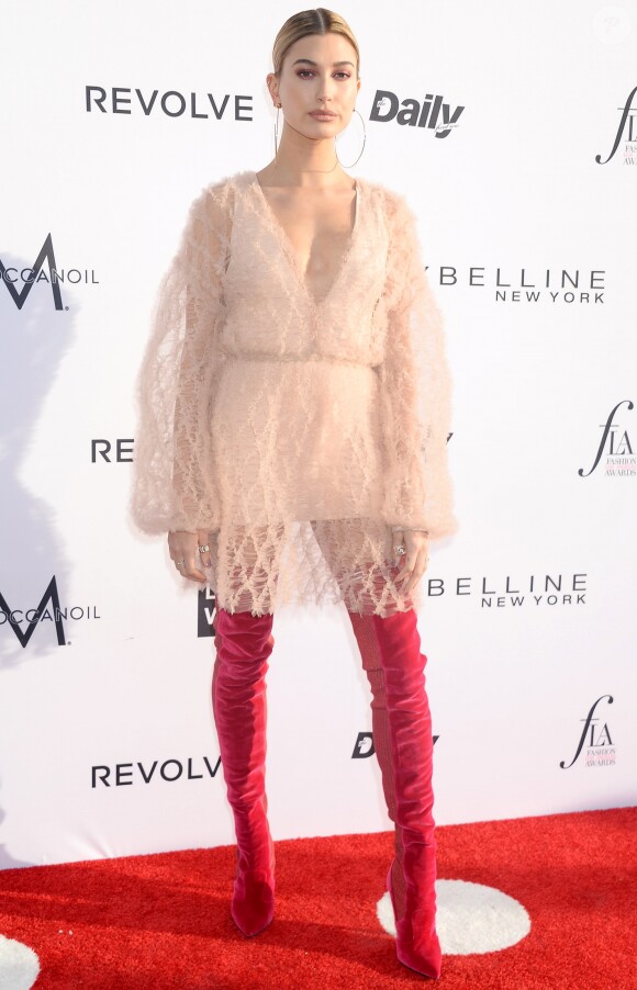 Hailey Baldwin - 3ème édition des Daily Front Row's Fashion Los Angeles Awards à l'hôtel Sunset Tower à West Hollywood, le 2 avril 2017.