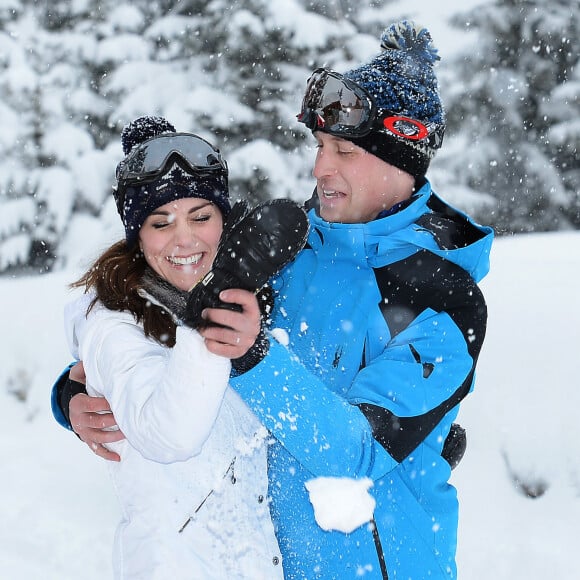 Le prince William et la duchesse Catherine de Cambridge le 3 mars 2016 lors d'un week-end dans les Alpes.