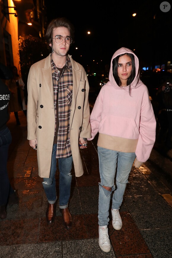 Gabriel-Kane Day-Lewis et sa nouvelle compagne Laura Bensadoun arrivant à la soirée de Carine Roitfeld à l'hôtel Four Seasons George V à Paris, le 4 mars 2017.