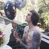 Gabriel-Kane Day-Lewis : Torse nu et très tatoué pour son anniversaire !