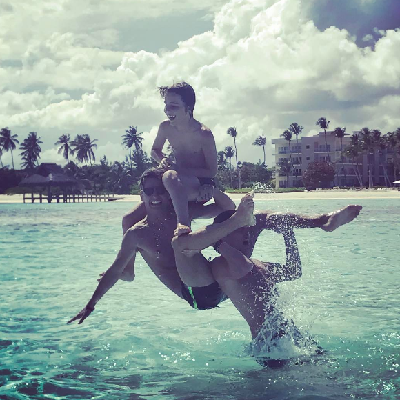 Julien Castaldi en vacances avec sa mère et son frère à Punta Cana en République domincaine. Avril 2017.