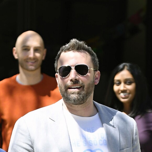 Ben Affleck et Jennifer Garner emmènent leurs enfants Violet, Seraphina et Samuel à la messe de Pâques à Los Angeles, le 16 avril 2017