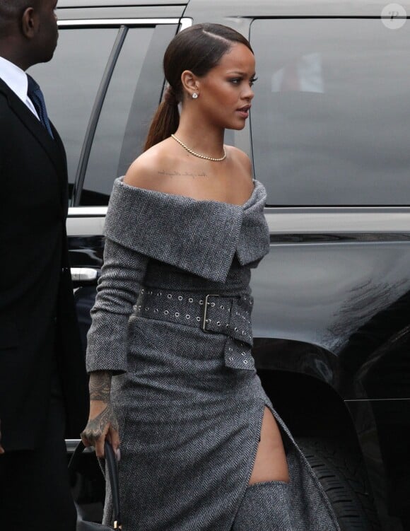 Rihanna nommée personnalité humanitaire de l'année par Harvard à Cambridge dans Massachusetts.