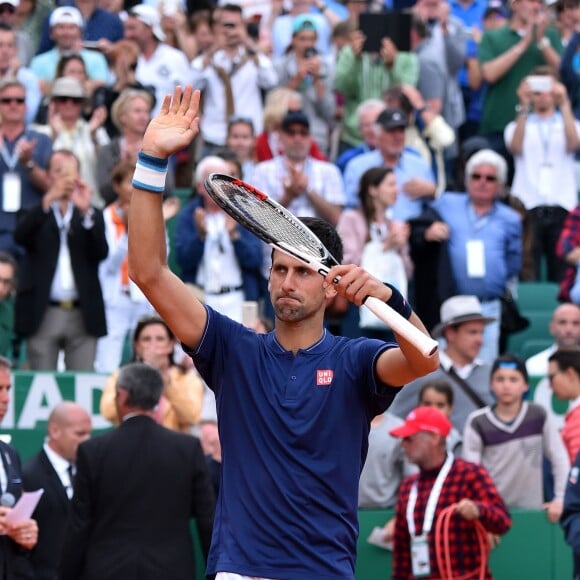 Novak Djokovic a battu G. Simon lors du Monte Carlo Rolex Masters 2017 sur le court Rainier III du Monte Carlo Country Club à Roquebrune-Cap-Martin, le 18 avril 2017.