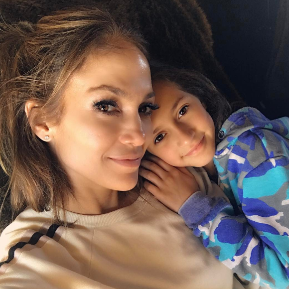 Jennifer Lopez avec sa fille Emme (alias Lulu, 9 ans).