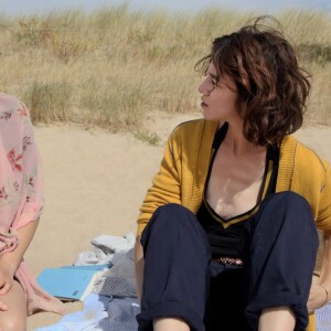 Marion Cotillard et Charlotte Gainsbourg dans les Fantômes d'Ismaël.