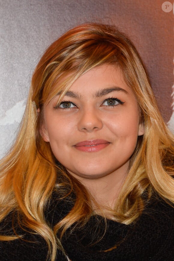 Louane Emera - Avant-première du film "Rock'n Roll" au Pathé Beaugrenelle à Paris le 13 février 2017. © Coadic Guirec / Bestimage