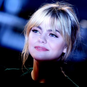 Louane Emera à la 18ème cérémonie des "NRJ Music Awards" au Palais des Festivals à Cannes, le 12 novembre 2016. © Dominique Jacovides/Bestimage