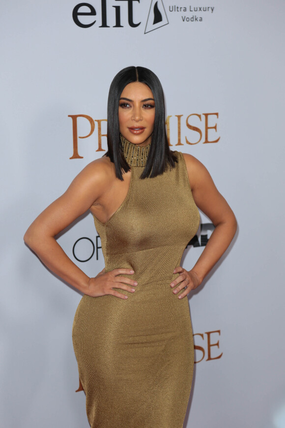 Kim Kardashian lors de la première "The Promise" à Hollywood, le 12 avril 2017.