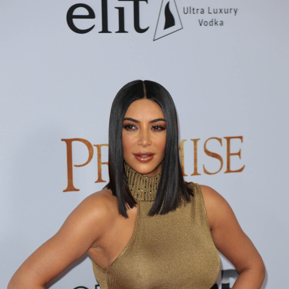 Kim Kardashian lors de la première "The Promise" à Hollywood, le 12 avril 2017.