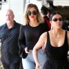 Kim Kardashian et ses soeurs Khloe Kardashian et Kourtney Kardashian sont allées déjeuner au restaurant Fabrocinis restaurant à Beverly Glen à Los Angeles, le 7 avril 2017.s
