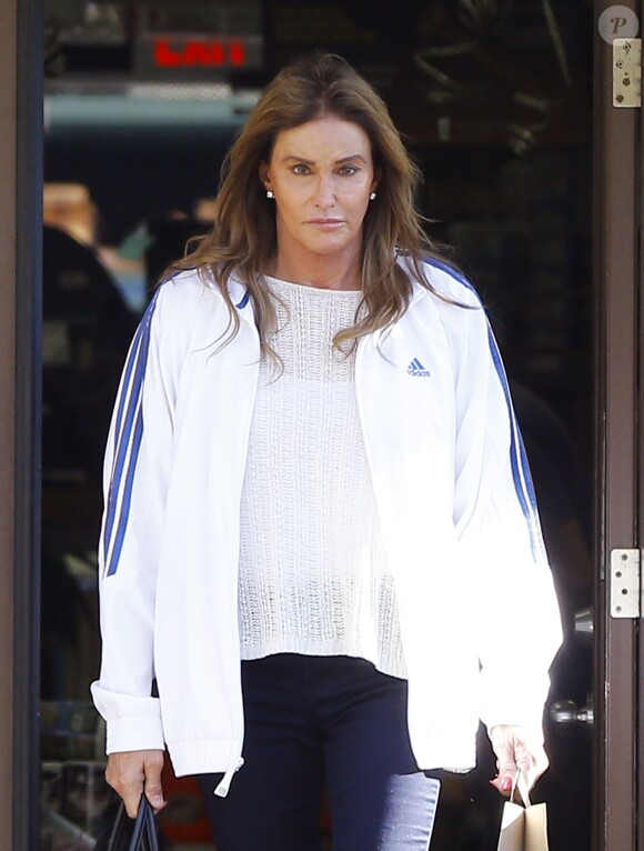 Exclusif - Caitlyn Jenner fait du shopping à Malibu le 8 janvier 2017