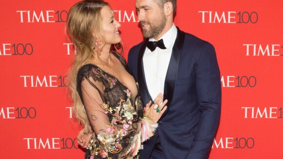 Ryan Reynolds au top : Furieusement glamour avec Blake, tendre avec sa maman