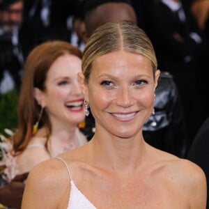 Gwyneth Paltrow, habillée d'une robe CALVIN KLEIN (Calvin Klein by Appointment) - Met Gala 2017, exposition "Rei Kawakubo/Comme des Garçons: Art Of The In-Between" au Metropolitan Museum of Art. New York, le 1er mai 2017. © Christopher Smith/AdMedia via Zuma/Bestimage