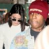 Kendall Jenner et ASAP Rocky se baladent et font du shopping ensemble dans les rues de New York, le 30 avril 2017.