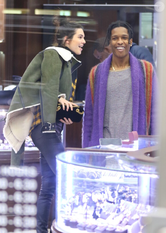 Kendall Jenner and $AP Rocky font du shopping à New York le 17 janvier 2017.