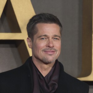 Brad Pitt à la première d'Alliés (Allied) aux cinémas Odeon à Leicester Square à Londres, le 21 novembre 2016