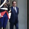 François Hollande reçoit sa Majesté Mohammed VI, Roi du Maroc au palais de l'Elysée à Paris pour un déjeuner le 2 mai 2017. © Stéphane Lemouton / Bestimage