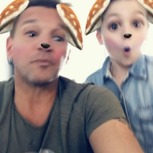 Benjamin Castaldi et son fils Enzo. Mai 2017.