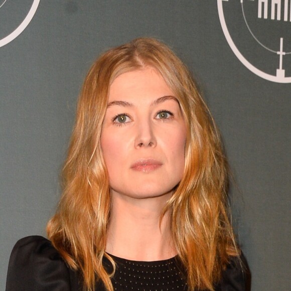 Rosamund Pike - Avant-première du film "HHhH" au cinéma UGC Normandie à Paris, le 9 mai 2017. © Coadic Guirec/Bestimage