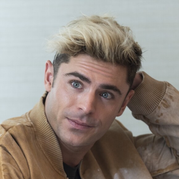 Zac Efron pendant la conférence de presse du film 'Mike and Dave Need Wedding Dates' à l'hôtel London à West Hollywood, le 6 juin 2016.
