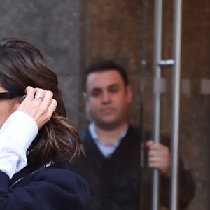 Victoria Beckham quitte son hôtel à New York le 11 mai 2017.