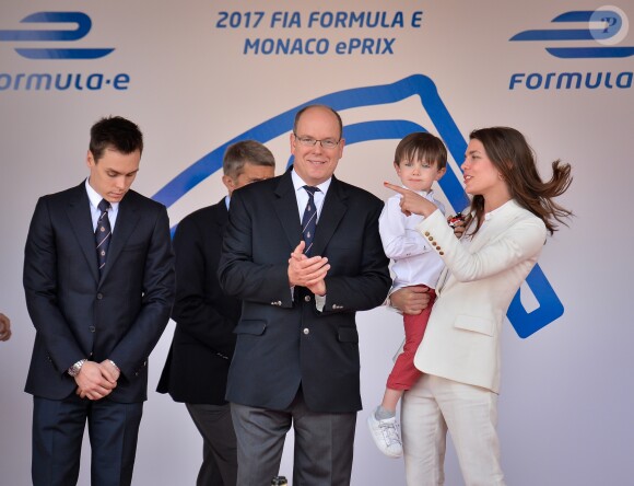 Louis Ducruet, le prince Albert II de Monaco, Charlotte Casiraghi et son fils Raphaël - Grand Prix de Formule E à Monaco le 13 mai 2017. © Michael Alesi / Bestimage