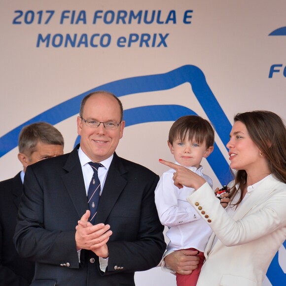 Louis Ducruet, le prince Albert II de Monaco, Charlotte Casiraghi et son fils Raphaël - Grand Prix de Formule E à Monaco le 13 mai 2017. © Michael Alesi / Bestimage