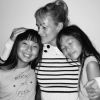 Laeticia Hallyday célébrant la fête des mères aux Etats-Unis avec ses filles Jade et Joy le 14 mai 2017