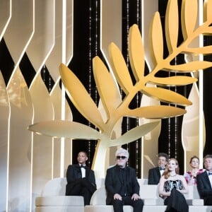 Will Smith, Fan Bingbing, Gabriel Yared, Maren Ade, Park Chan-wook, Pedro Almodovar, Jessica Chastain,Paolo Sorrentino et Agnès Jaoui (robe Julien Fournié) - Cérémonie d'ouverture du 70ème Festival International du Film de Cannes. Le 17 mai 2017 © Borde-Jacovides-Moreau / Bestimage  Opening ceremony of the 70th Cannes International Film festival. On may 17th 201717/05/2017 - Cannes