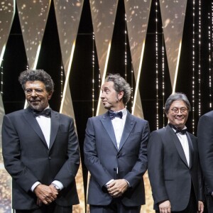 Gabriel Yared, Paolo Sorrentino, Park Chan-wook, Will Smith, Pedro Almodovar, Agnès Jaoui (robe Julien Fournié), Maren Ade, Fan Bingbing, Jessica Chastain (bijoux Piaget) - Cérémonie d'ouverture du 70ème Festival International du Film de Cannes. Le 17 mai 2017 © Borde-Jacovides-Moreau / Bestimage  Opening ceremony of the 70th Cannes International Film festival. On may 17th 201717/05/2017 - Cannes