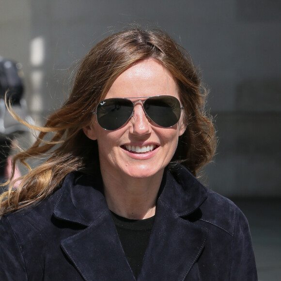 Geri Halliwell (Horner) quitte la radio BBC après avoir enregistré une interview à Londres le 6 avril 2017.