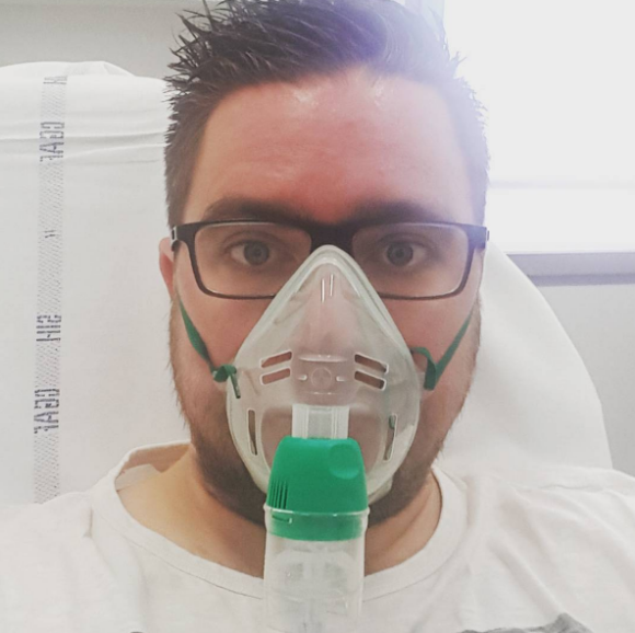 Carl Dutting hospitalisé à cause d'une allergie. Mai 2017.